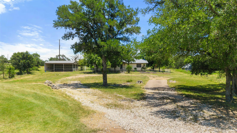 6571 County Road 340 — exterior