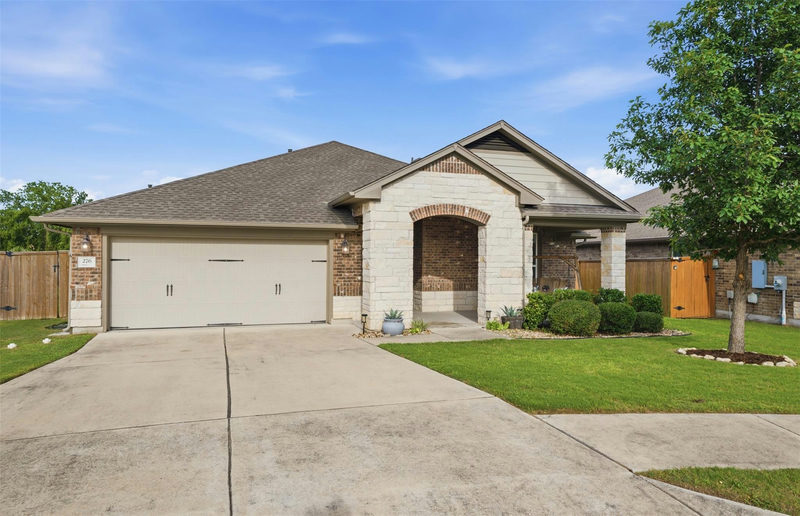 276 Gunnison Way — exterior
