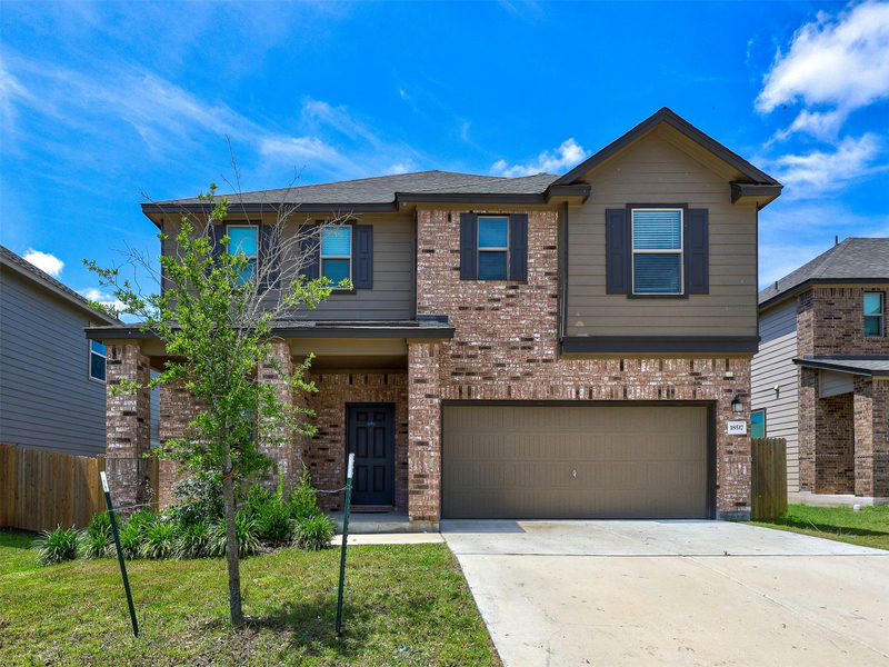 18517 Spotted Eagle Ln — exterior