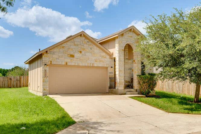 4504 Halliday Ave — exterior
