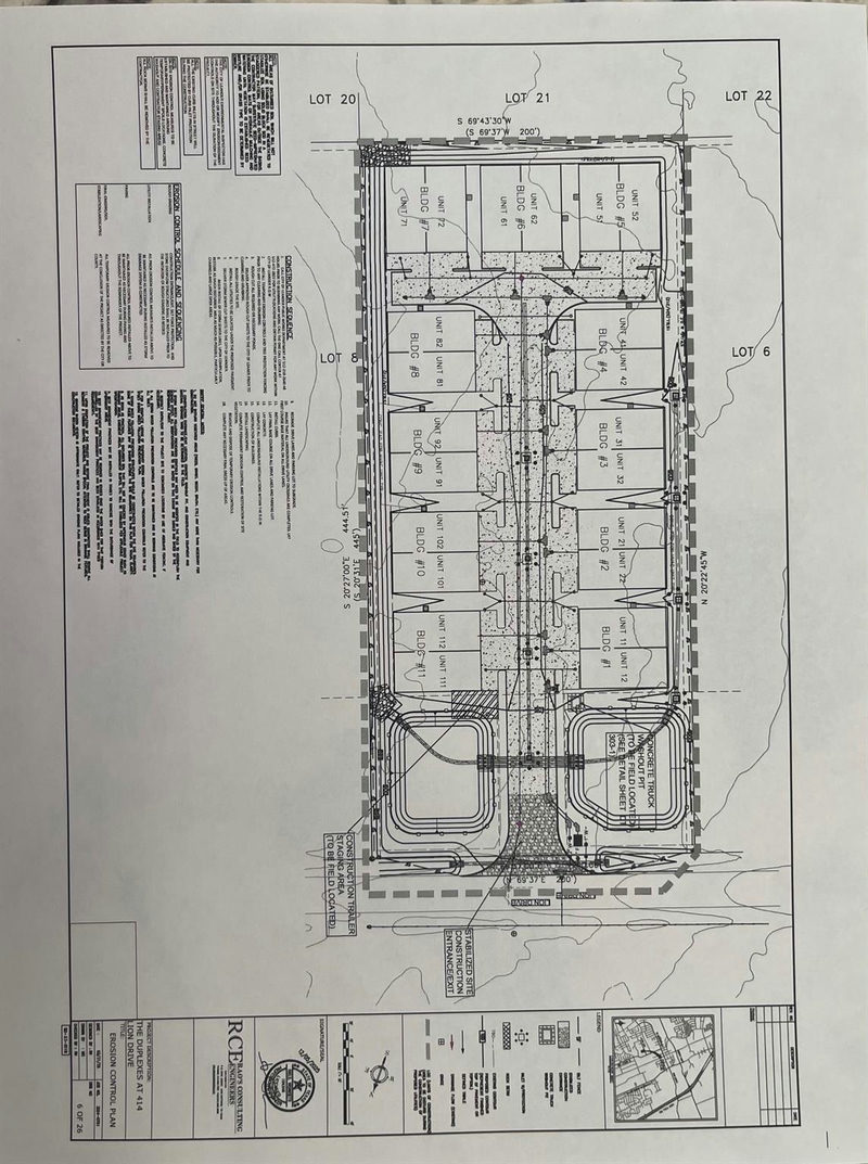 414 Lion Dr — exterior