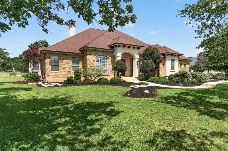 201 Canyon Vista Ln — exterior