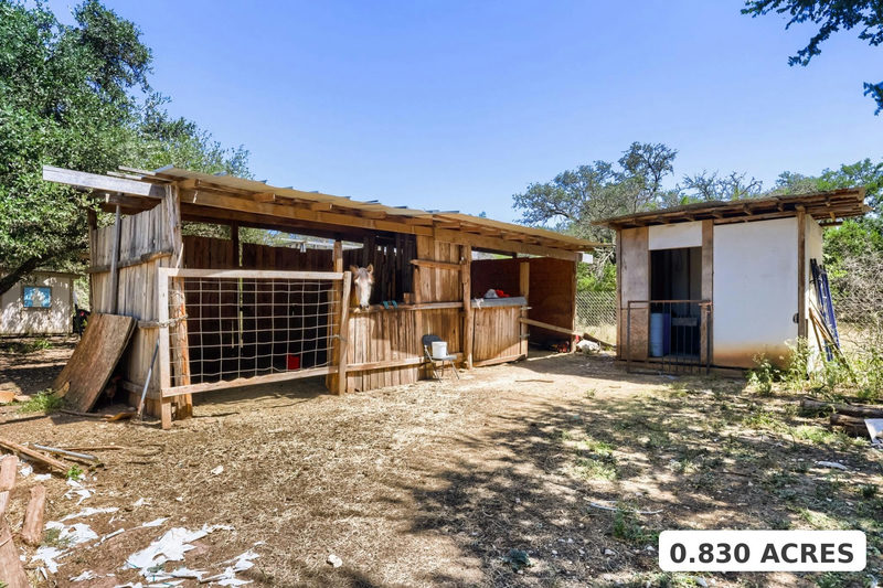 5401 County Road 200 — exterior