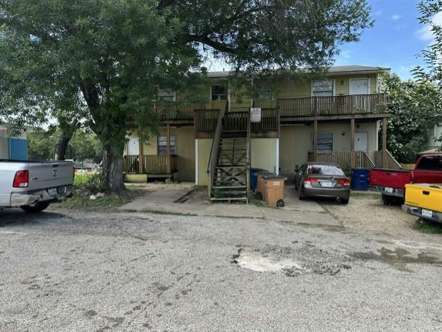 4605 E Stassney Ln — exterior