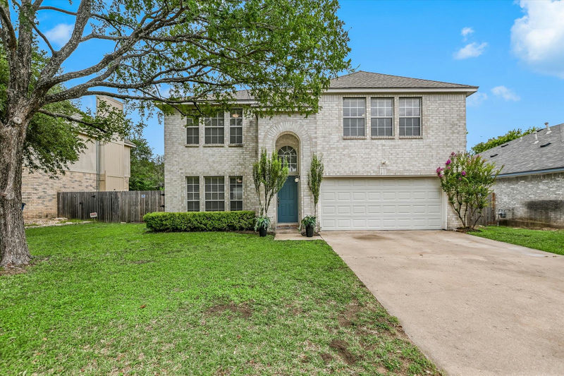 903 Creekmont Dr — exterior
