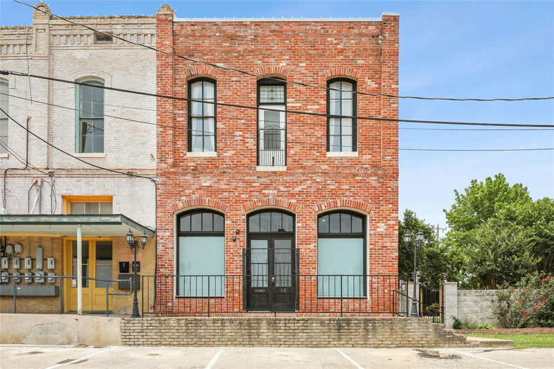 4 Depot St — exterior