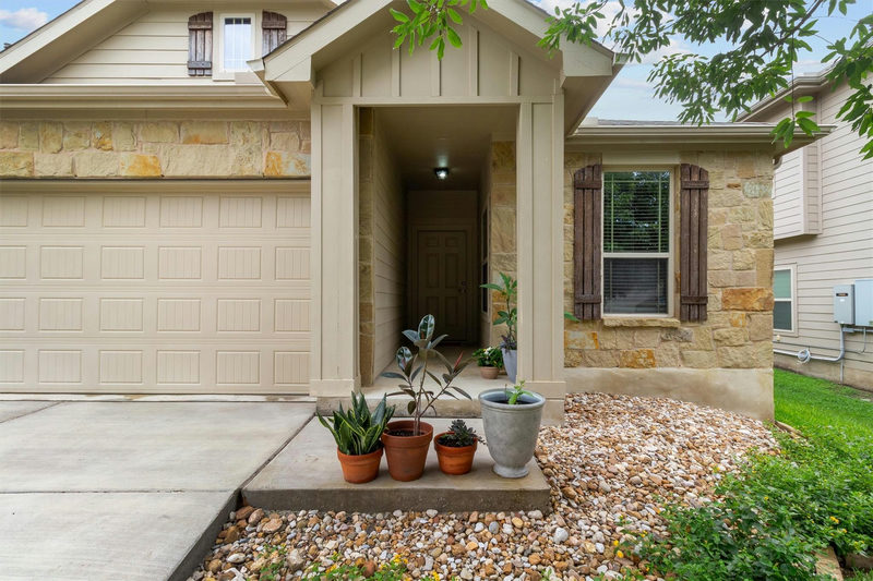 10413 Crescendo Ln — exterior