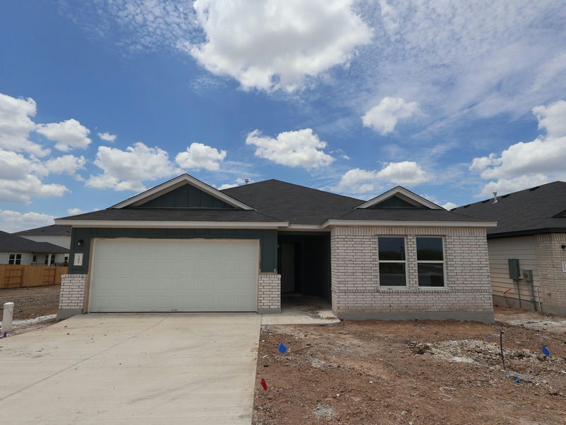 12404 Setting Peak Ln — exterior