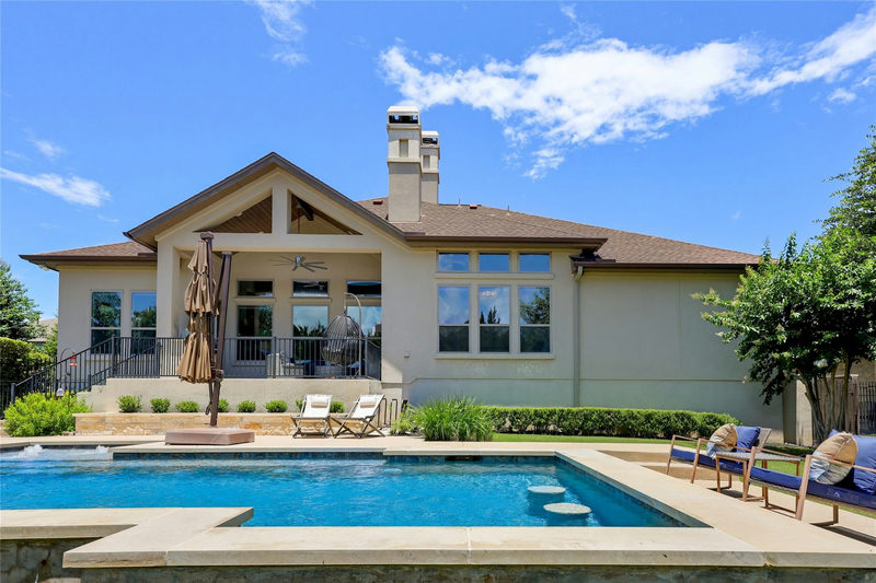 802 Crestone Stream Dr — exterior