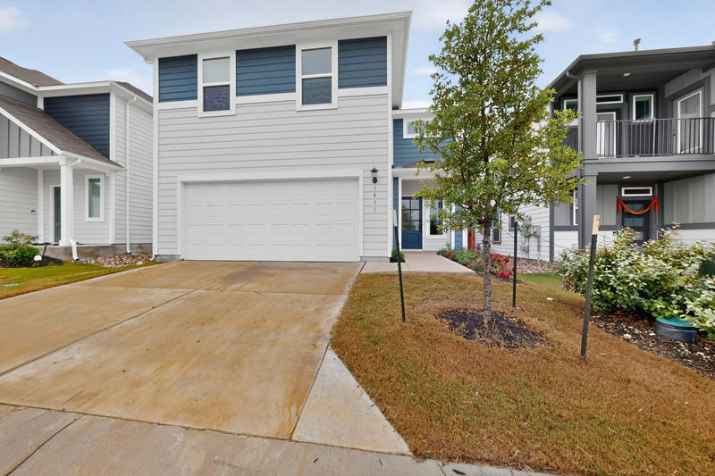 1411 Iberville Dr — exterior
