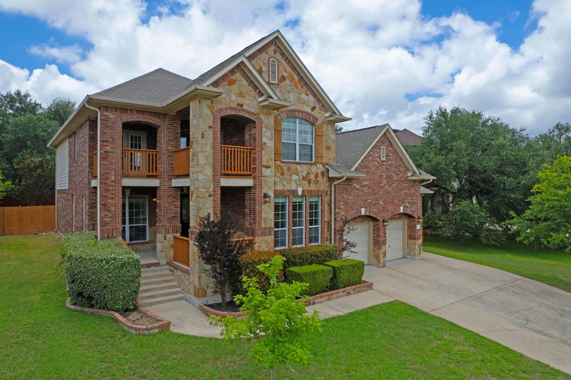 9812 Whitley Bay Dr — exterior