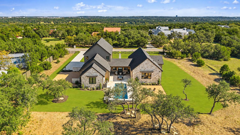 9207 Zyle Rd — exterior