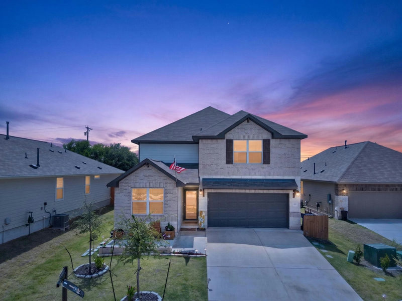 411 Palo Brea Loop — exterior
