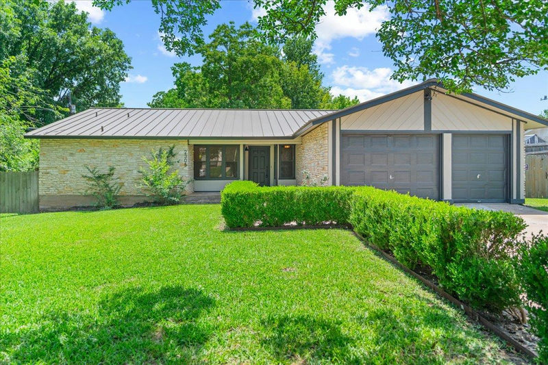 2305 Donna Dr — exterior