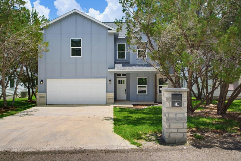 10 Honeysuckle Ln — exterior