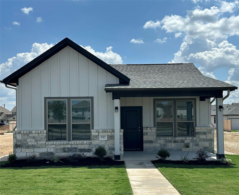 557 Porter Country Pkwy — exterior