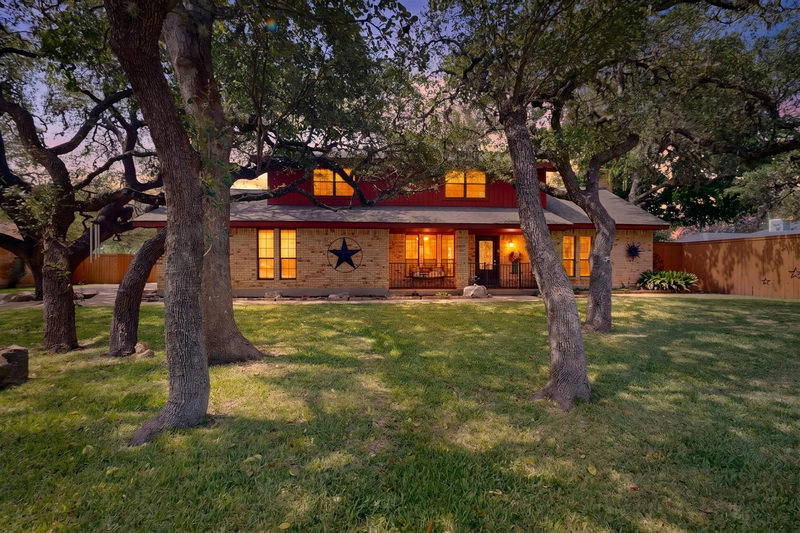 3311 Sesbania Dr — exterior