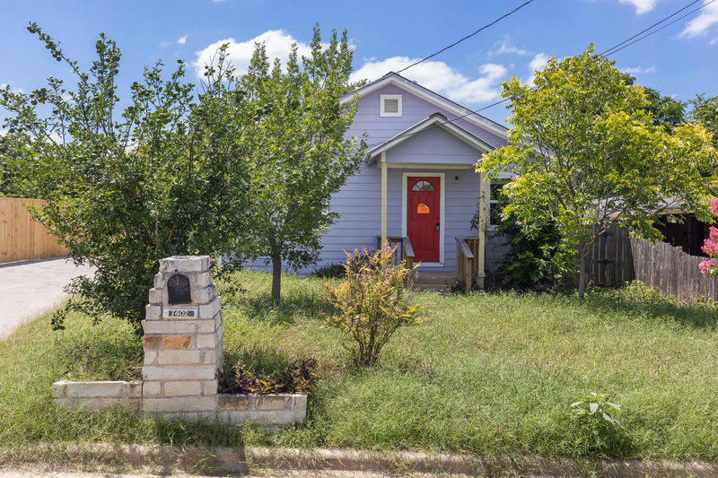 7402 Providence Ave — exterior