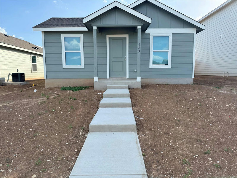 143 Jura Pass — exterior