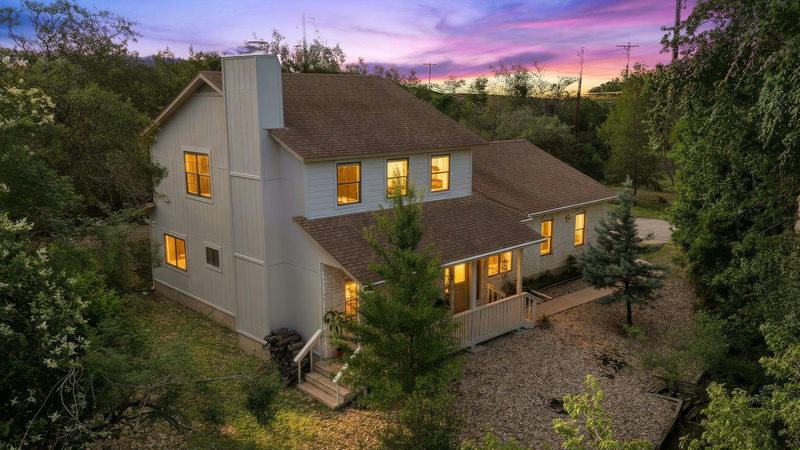 802 El Viejo Camino — exterior