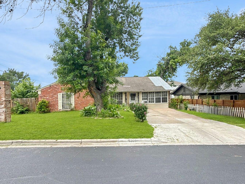 5205 Stone Gate Dr — exterior