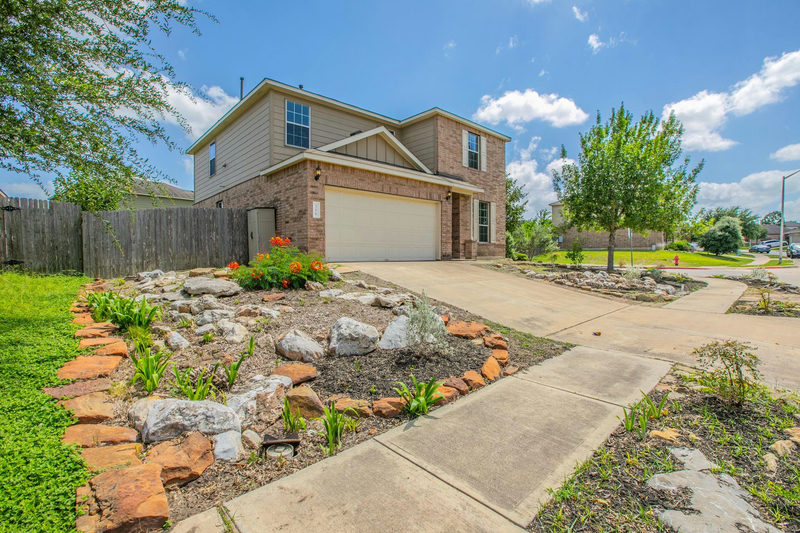 316 Pine Arbol — exterior