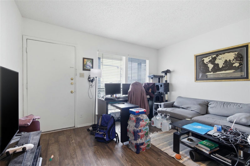 2801 Hemphill Park #A302 — exterior