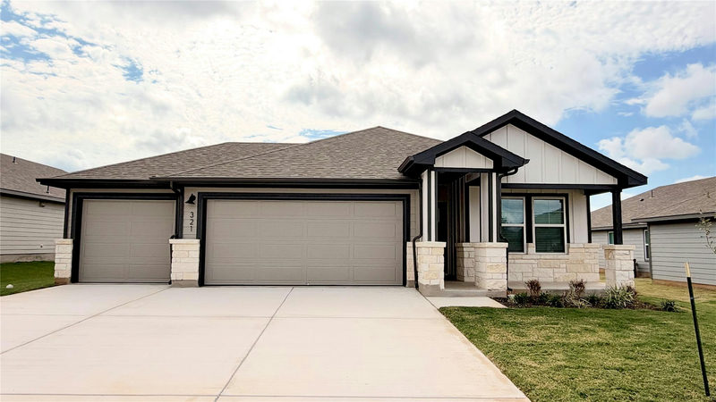 321 Wheel Horse Rd — exterior