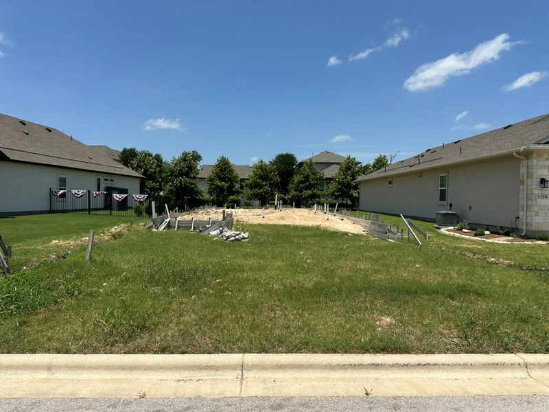 508 Treaty Oak Dr — exterior