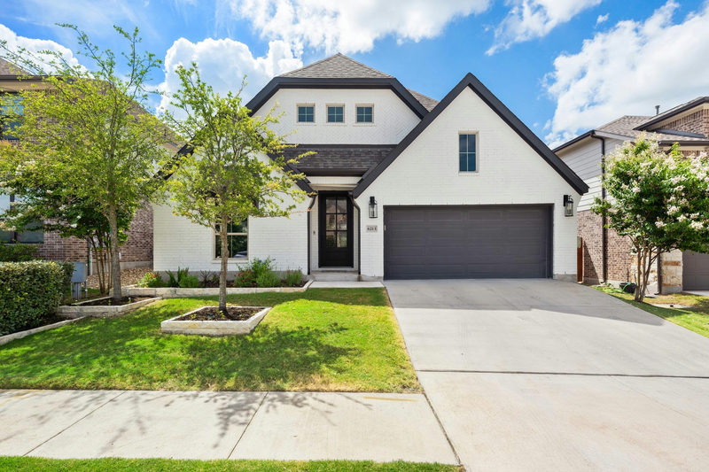 6213 Hilltop Plateau Dr — exterior