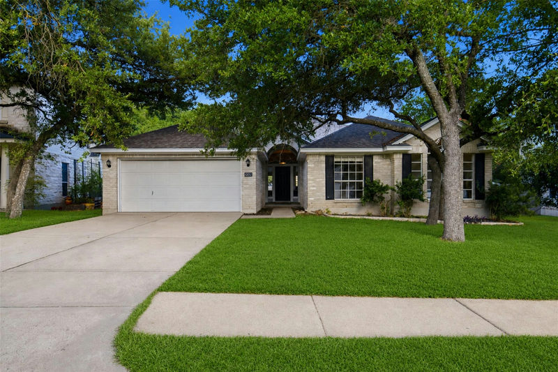 13212 HUMPHREY Dr — exterior
