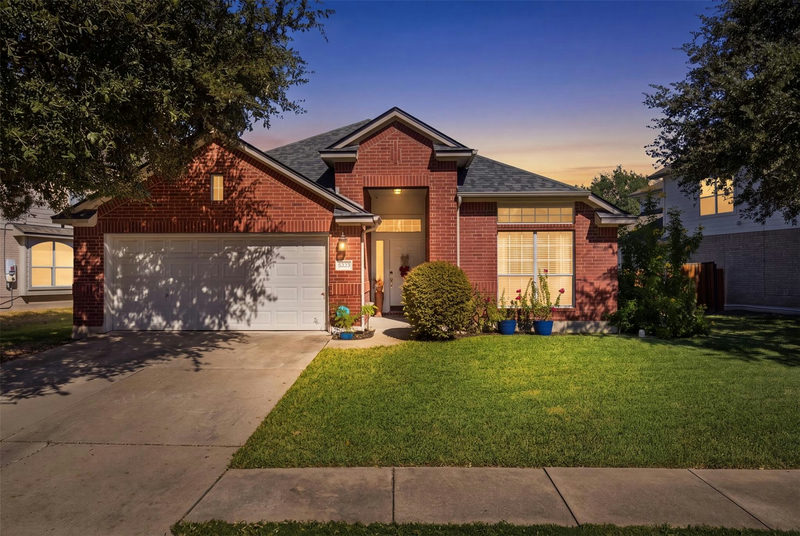 10125 Anahuac Trl — exterior