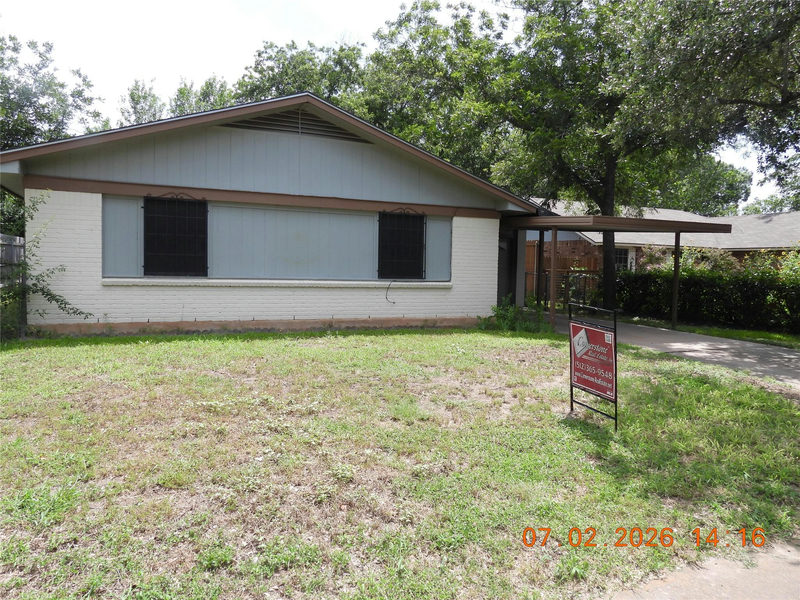 1109 Dunstan Dr — exterior