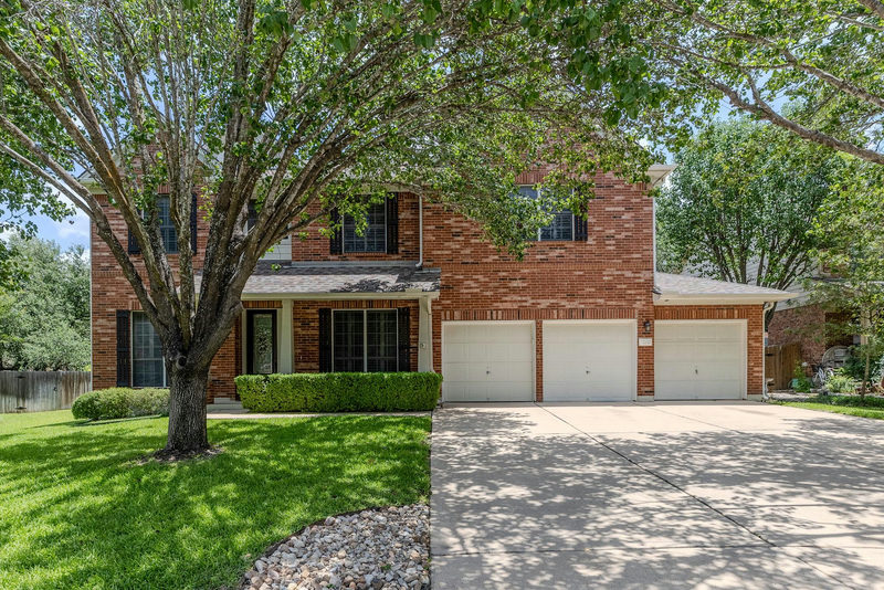2227 Buena Vista Ln — exterior