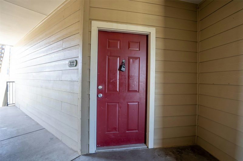 2320 Gracy Farms Ln #322 — exterior