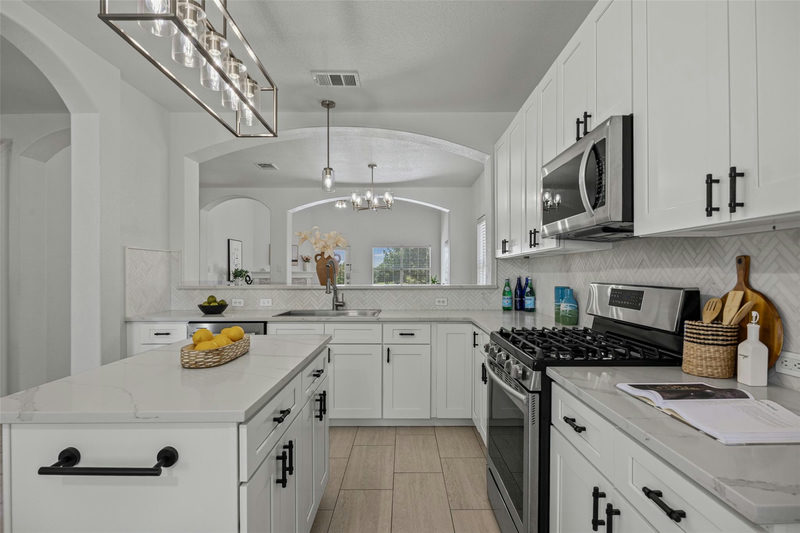 4506 Western Lake Dr — exterior