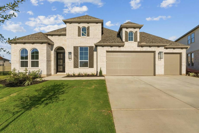 112 Las Posas Dr — exterior