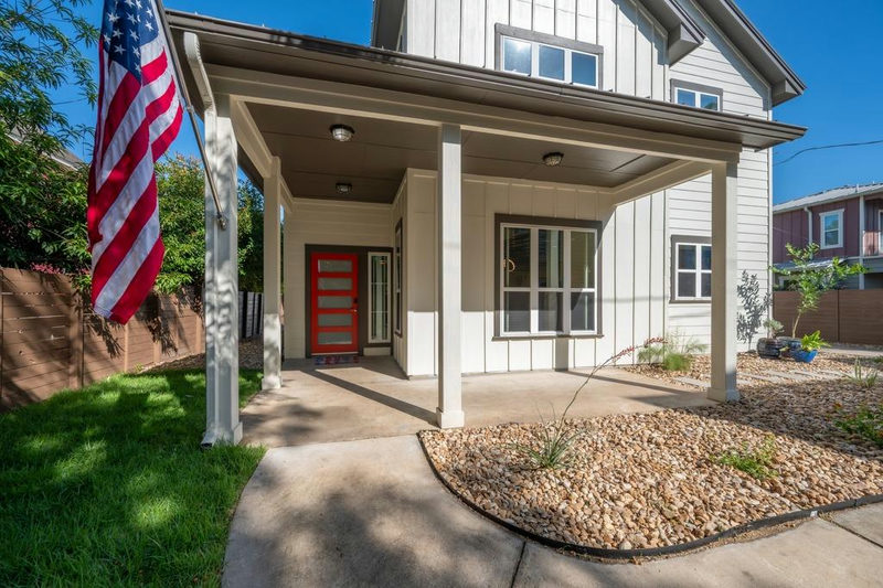 3129 Govalle Ave — exterior