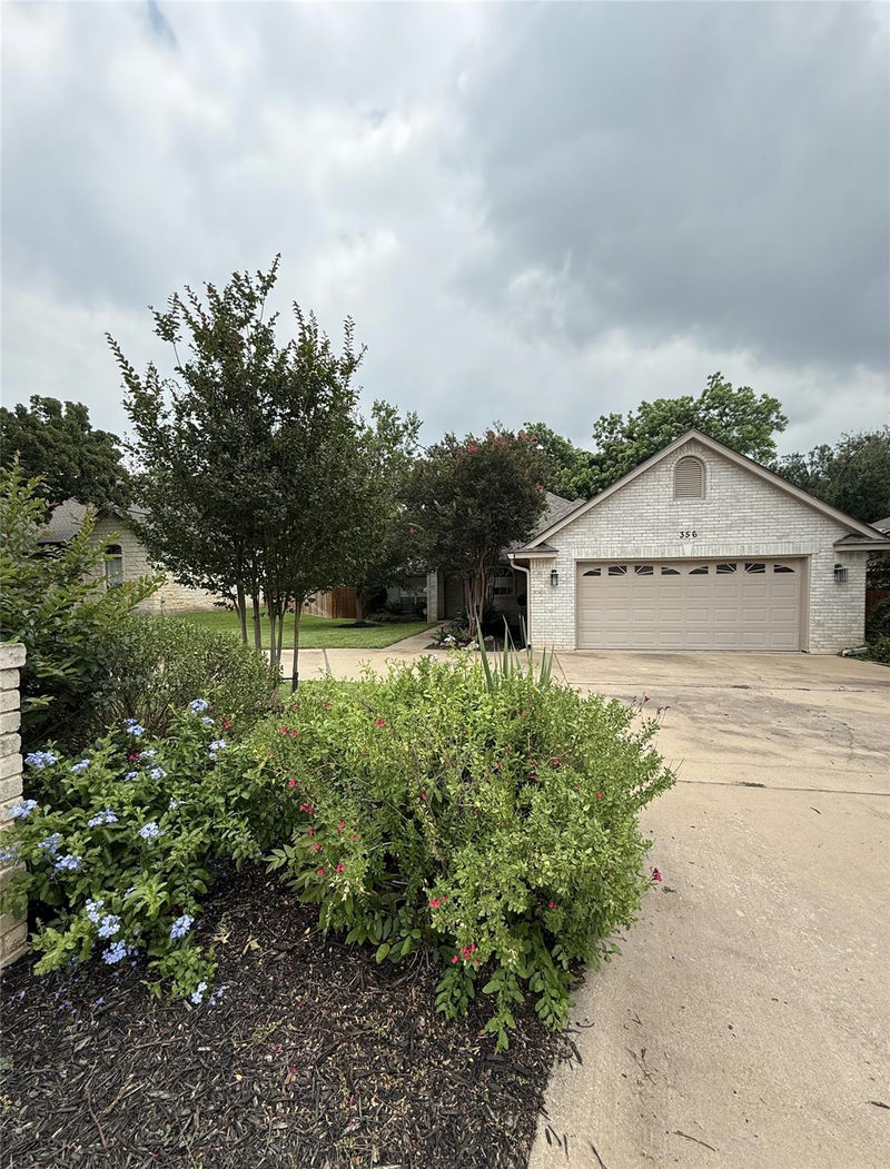 356 Mahan St — exterior