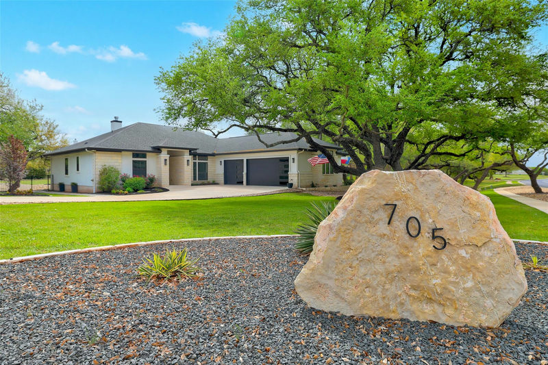 705 Pheasant Mdw — exterior