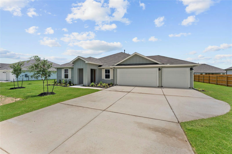375 ELKINS PRAIRIE Dr — exterior
