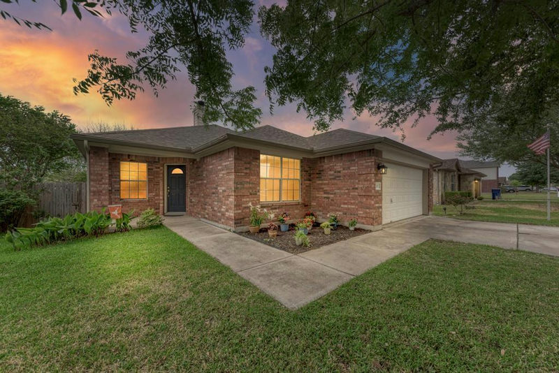 207 Kerley Dr — exterior