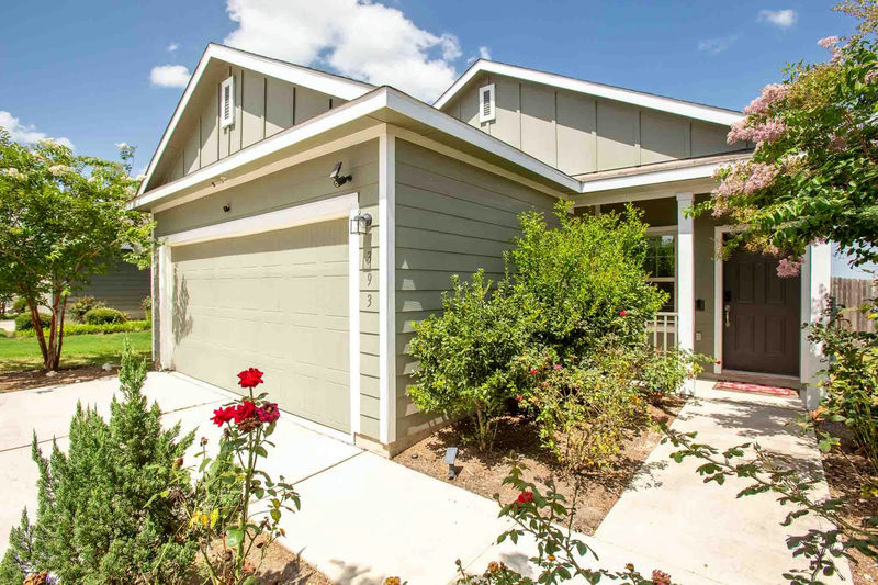 393 Moon Stone Trl — exterior