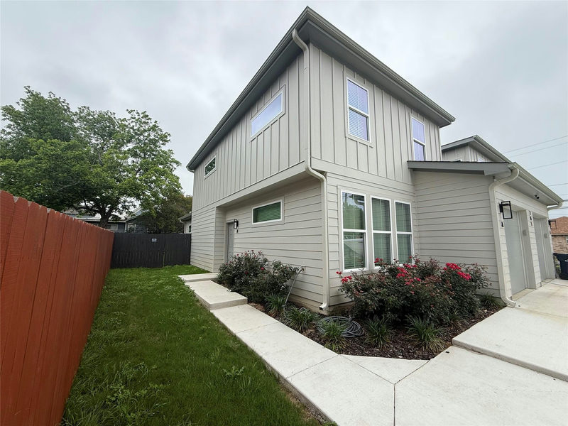 105 Kerr St #A — exterior