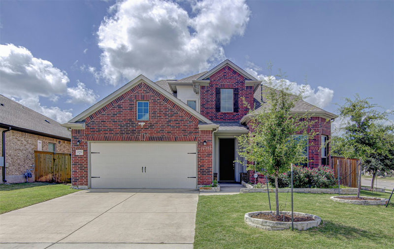2012 La Gabriella Ln — exterior
