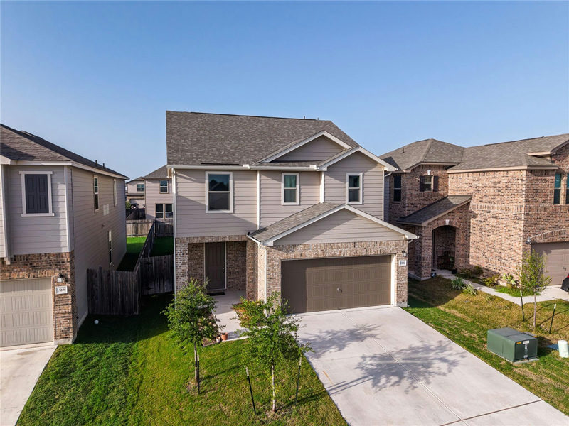 13212 Dolley Madison St — exterior