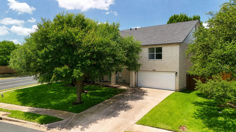 1409 Chalk Ln — exterior