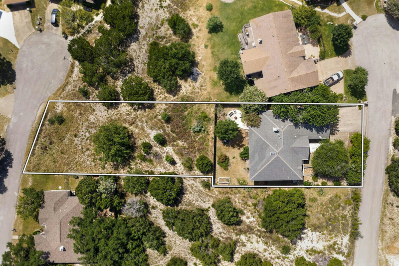20802 Madison Cv — exterior