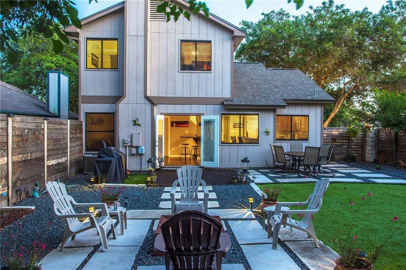 12800 Meehan Dr — exterior