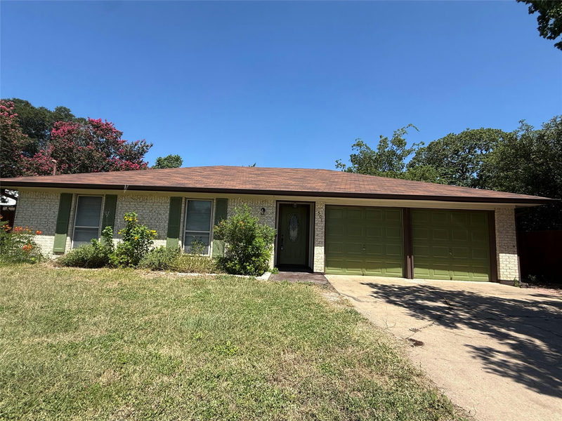 503 E Central Dr — exterior